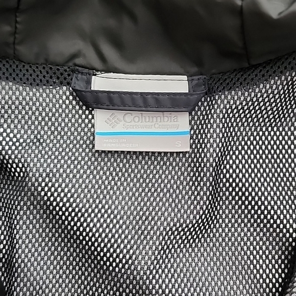 Columbia Women’s Black Arcadi II Hooded Waterproof Rain Jacket Mesh Lined Size S - Picture 12 of 16
